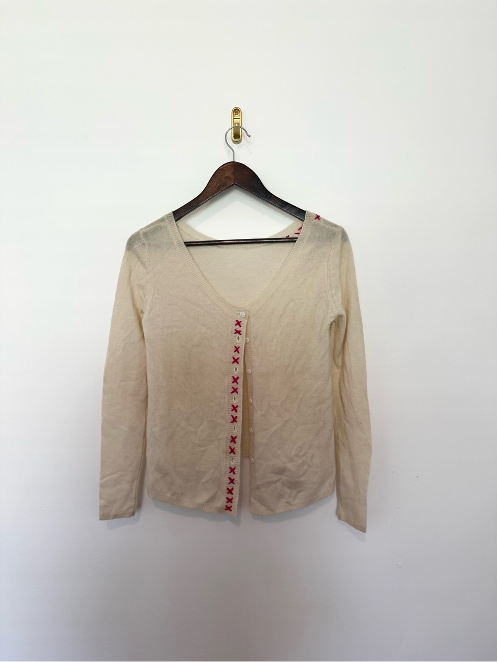 100% Cashmere Cardigan in Ivory/Cream - Estimated Women’s Medium
